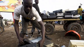 Endstation Afrika für den Elektroschrott 