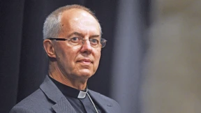 Zwischen Gott und der Welt