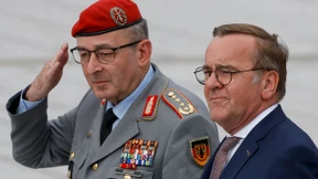 Pistorius zeigt sich „erschüttert“ über seine Fallschirmjäger