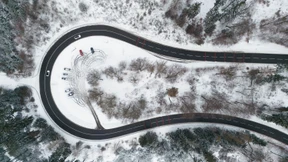 Wegen Eisregen, Glätte und starken Schneefalls droht Verkehrschaos