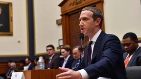 Facebook prüft keine Werbung von Politikern