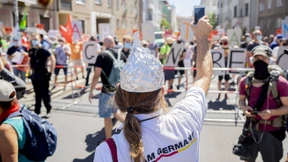 Was unsere Demokratie gefährdet