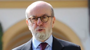 Italienische Großbank setzt ihren Chef ab