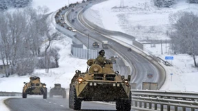 Die Ukraine ist von drei Seiten umstellt