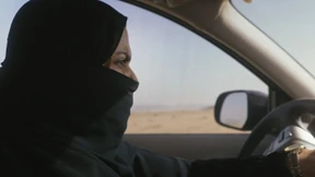 Sie fährt in die Freiheit