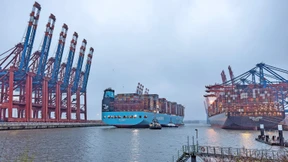 Maersk kommt fast ohne CO2 zum Hamburger Hafen