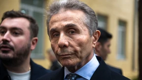 Macron stellt den Entscheider zur Rede