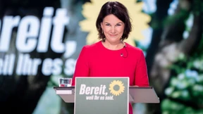 Baerbock wirbt für Veränderung, um Sicherheit zu schaffen