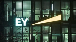 EY erstattet Anzeige wegen Wambach-Bericht