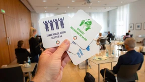 Bierdeckel für eine bessere Welt