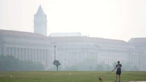 Washington D.C. versinkt im Rauch