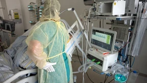 Fünf Mal so viele Corona-Kranke beatmet wie vor einem Monat