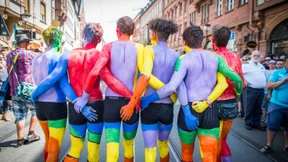 Tausende feiern bei CSD-Parade in Frankfurt