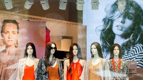 Warum H&M auf seinen Klamotten sitzen bleibt