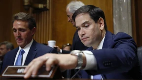 Insel zwischen zwei Strömen 