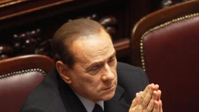 Papa, Prozesse, Prothesen