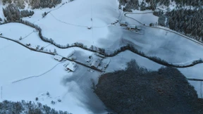 Kinder durch Zufall vor Felssturz bewahrt