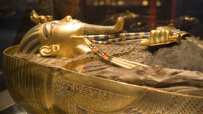 Dann zahlen es eben die Toten