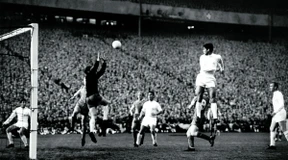 Das waren die bisherigen Jahrhundertspiele der Eintracht