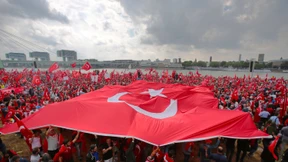 „Wir huldigen nicht Erdogan, wir huldigen der Demokratie“