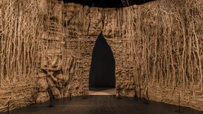 Alice im Kartonagenland