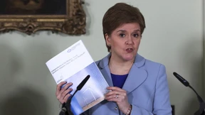 Gegen Recht und Gesetz