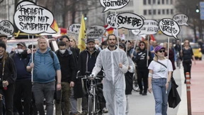 Streit über Versammlungsrecht