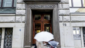 Warburg verlangt 166 Millionen