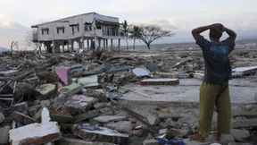 Noch 5000 Vermisste nach Erdbeben- und Tsunami-Katastrophe