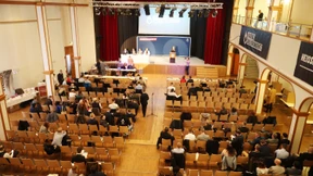 Die Demokratie wehrt sich