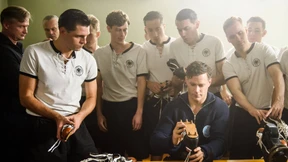 An ihren Schuhen sollt ihr sie erkennen