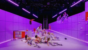 In „Jeeps“ werden die sozialen Verhältnisse umgekehrt