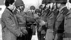 Gelöbnis zum 65. Geburtstag der Bundeswehr