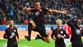Frankfurt gewinnt Tabellenendspiel