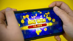 Bewährungsstrafe für spielsüchtige Sachbearbeiterin