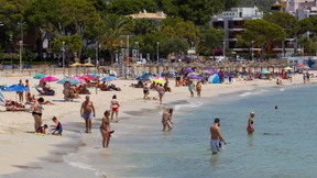 Ballermann-Party ohne Masken und ohne Abstand auf Mallorca