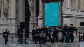 Mann schießt bei Weihnachtskonzert vor Kathedrale um sich