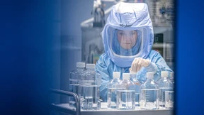 Feindliche Umarmung der Wissenschaft