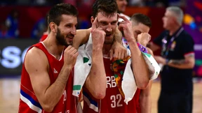 Serbien und Russland im Halbfinale