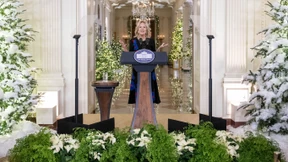 First Lady stellt Weihnachtsdekoration im Weißen Haus vor