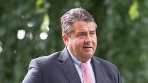 Gabriel fliegt nach Griechenland