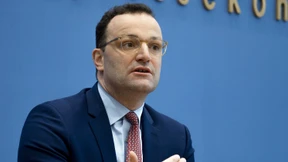 Spahn bittet Bevölkerung um Hilfe