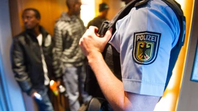 „Bitte aussteigen“ statt Durchreise nach Deutschland