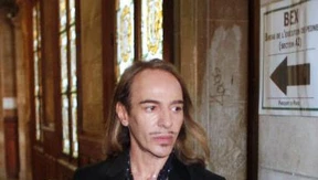 Galliano wegen rassistischer Parolen verurteilt