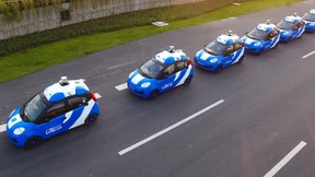 Konzern aus China kündigt massenweise Roboter-Autos an