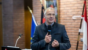 Ehemaliges und neues Hotel für Geflüchtete