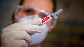 Fünf Dinge, die man über den ersten Corona-Impfstoff wissen sollte