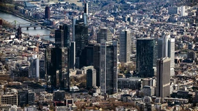 Wie Bankkunden auf verschärfte Negativzinsen reagieren