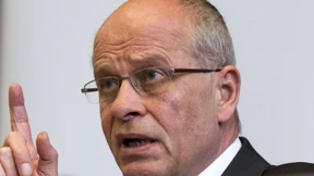 VW-Aufsichtsrat Huber: Kein Grund für Piëch-Rücktritt