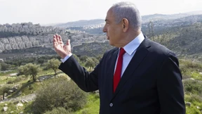 Zögert Netanjahu wegen Trumps Schwäche?